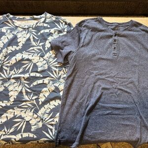 Men's Navy Palm Print Tee & Heather Navy Henley Set